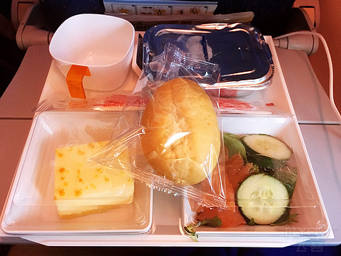 我爱世界杯-战斗民族俄航Aeroflot 777经济舱体验