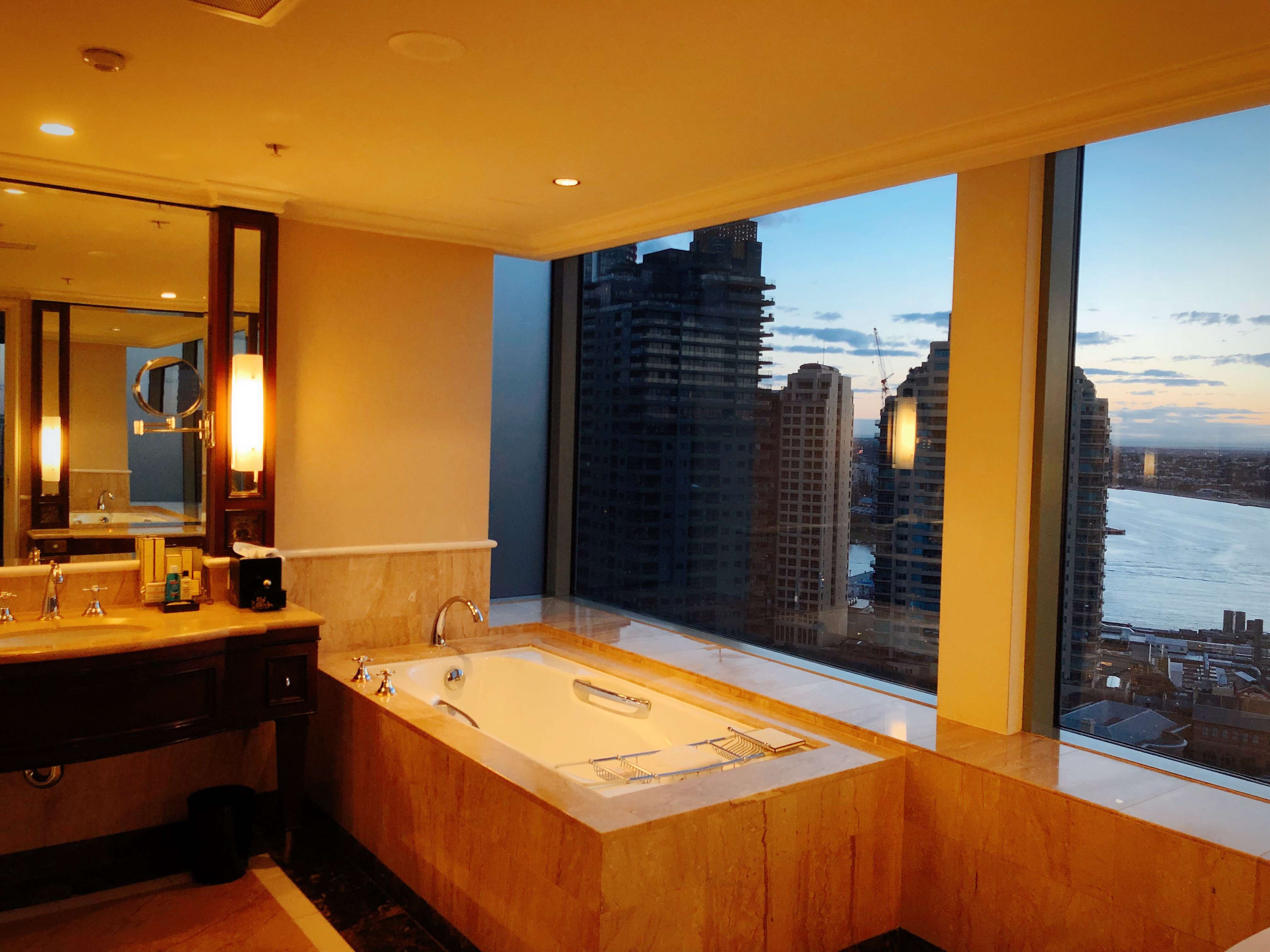 Ϥ || Shangri-La Hotel Sydney