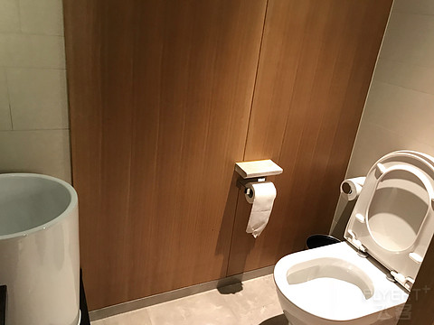 南京金陵饭店—老楼新楼对比体验