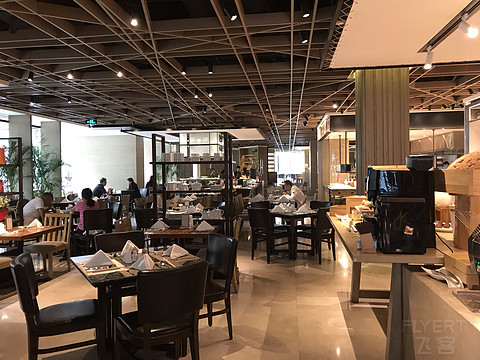 南京金陵饭店—老楼新楼对比体验