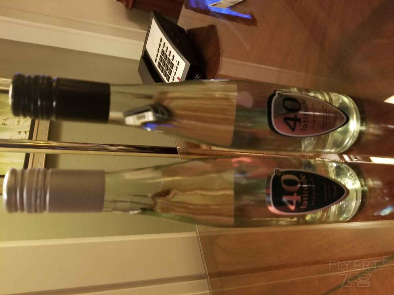 20181201_172307.jpg 20181201_172307.jpg