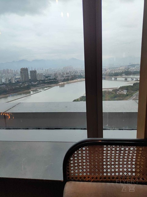 P81212-101442.jpg