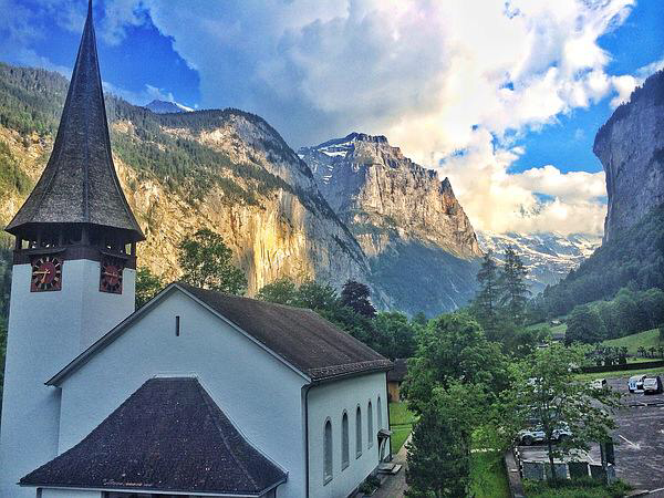 ʿLauterbrunnen <Rohr> Guesthouse