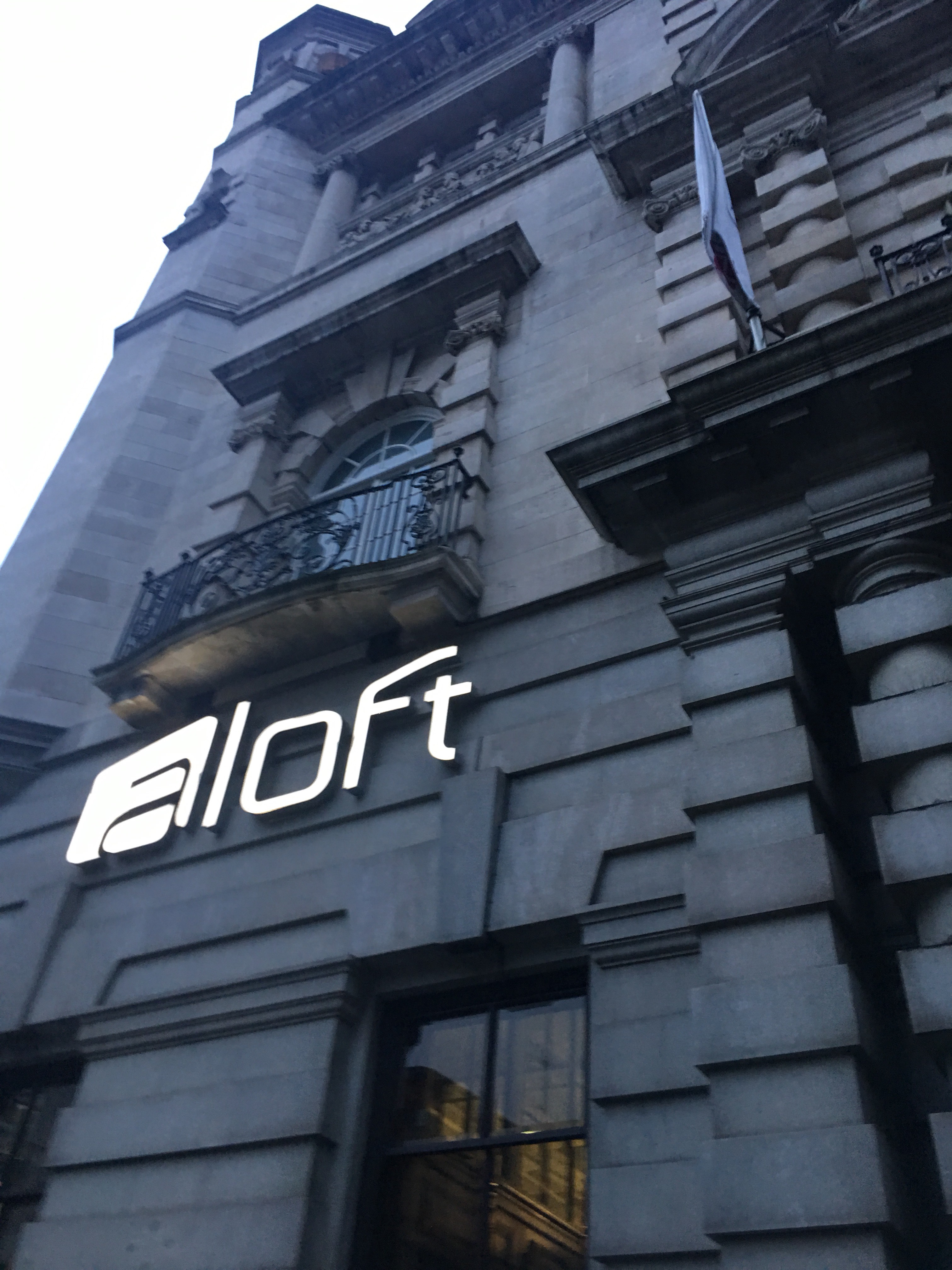 Ӣ Liverpool Aloft 