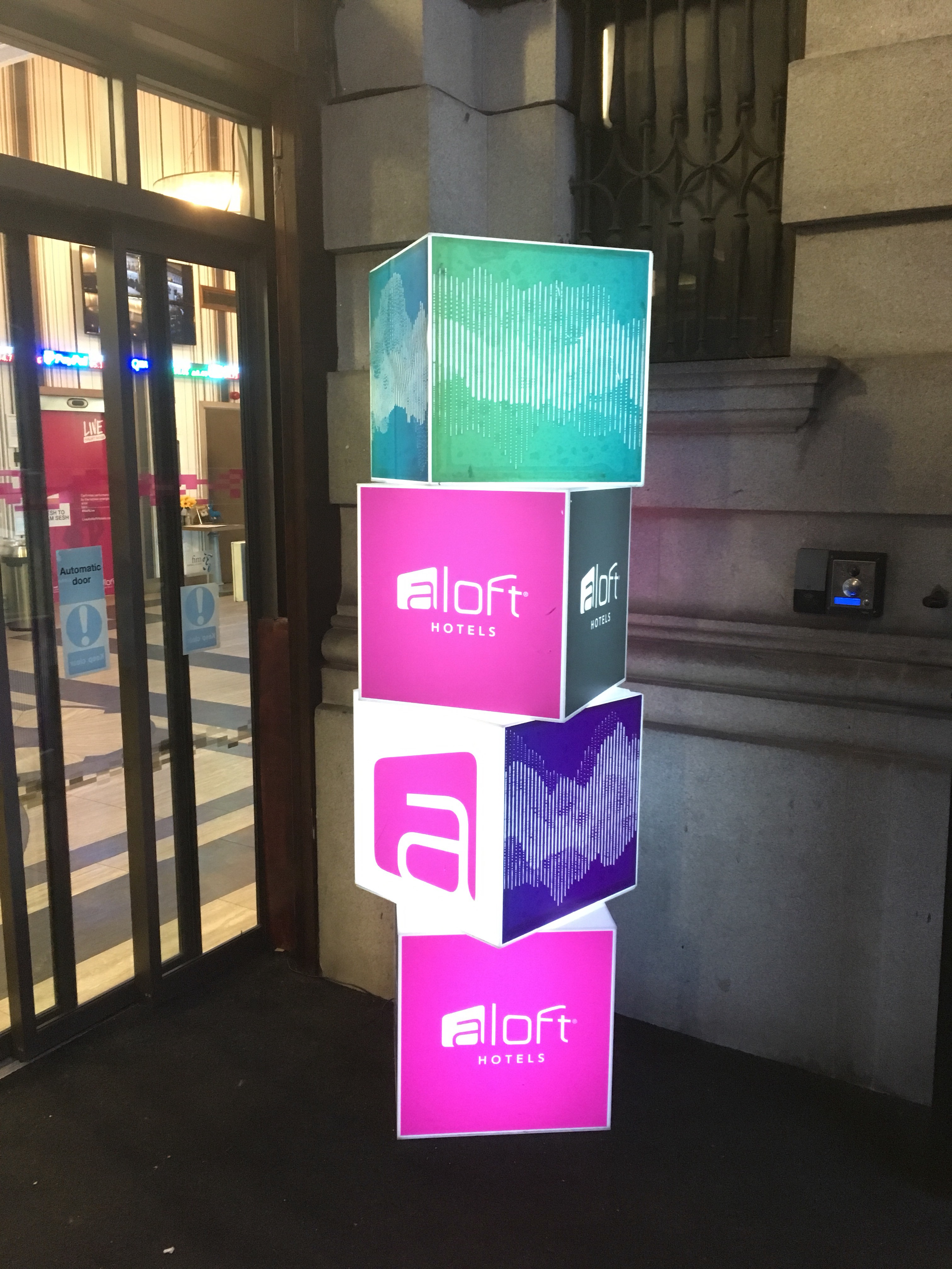 Ӣ Liverpool Aloft 