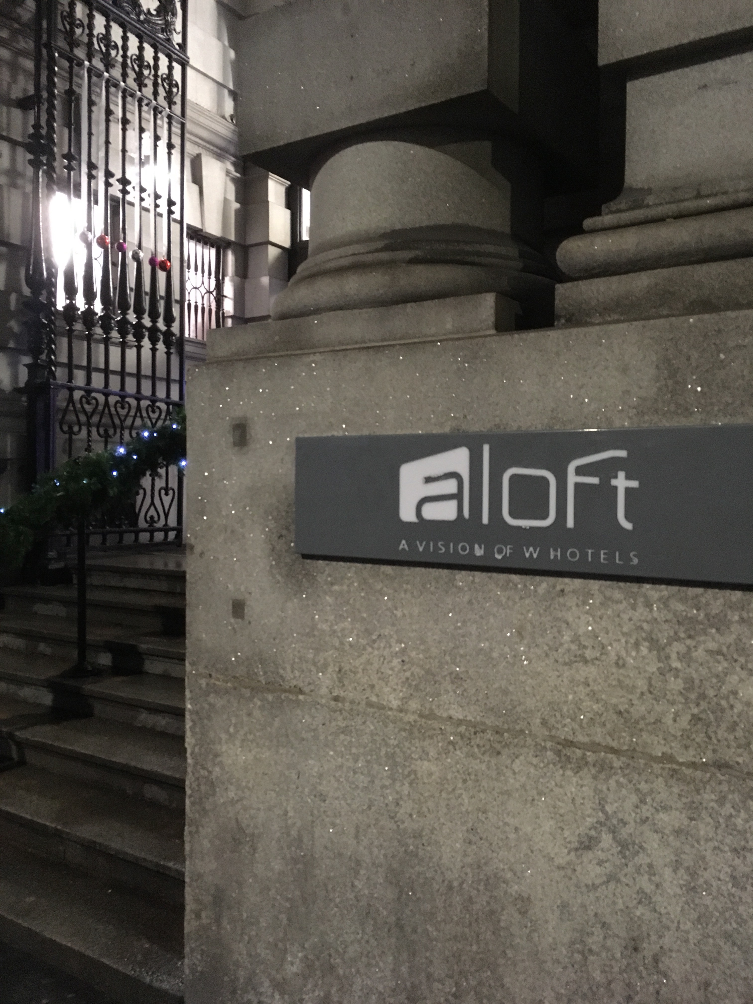 Ӣ Liverpool Aloft 