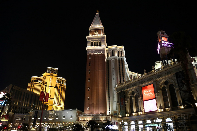 Nevada--Las Vegas The Venetian Las Vegas Exterior at Night (6).JPG