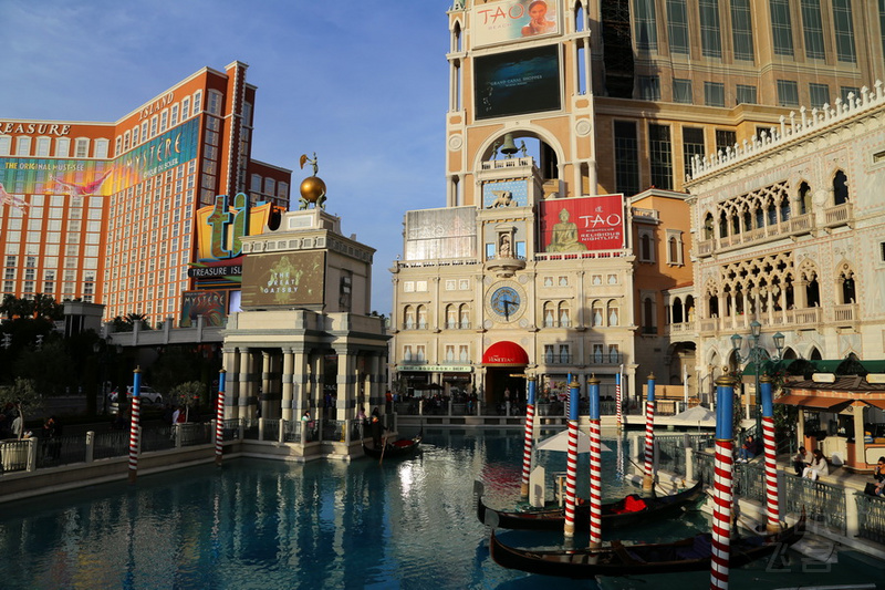 Nevada--Las Vegas The Venetian Las Vegas Exterior Daytime (22).JPG