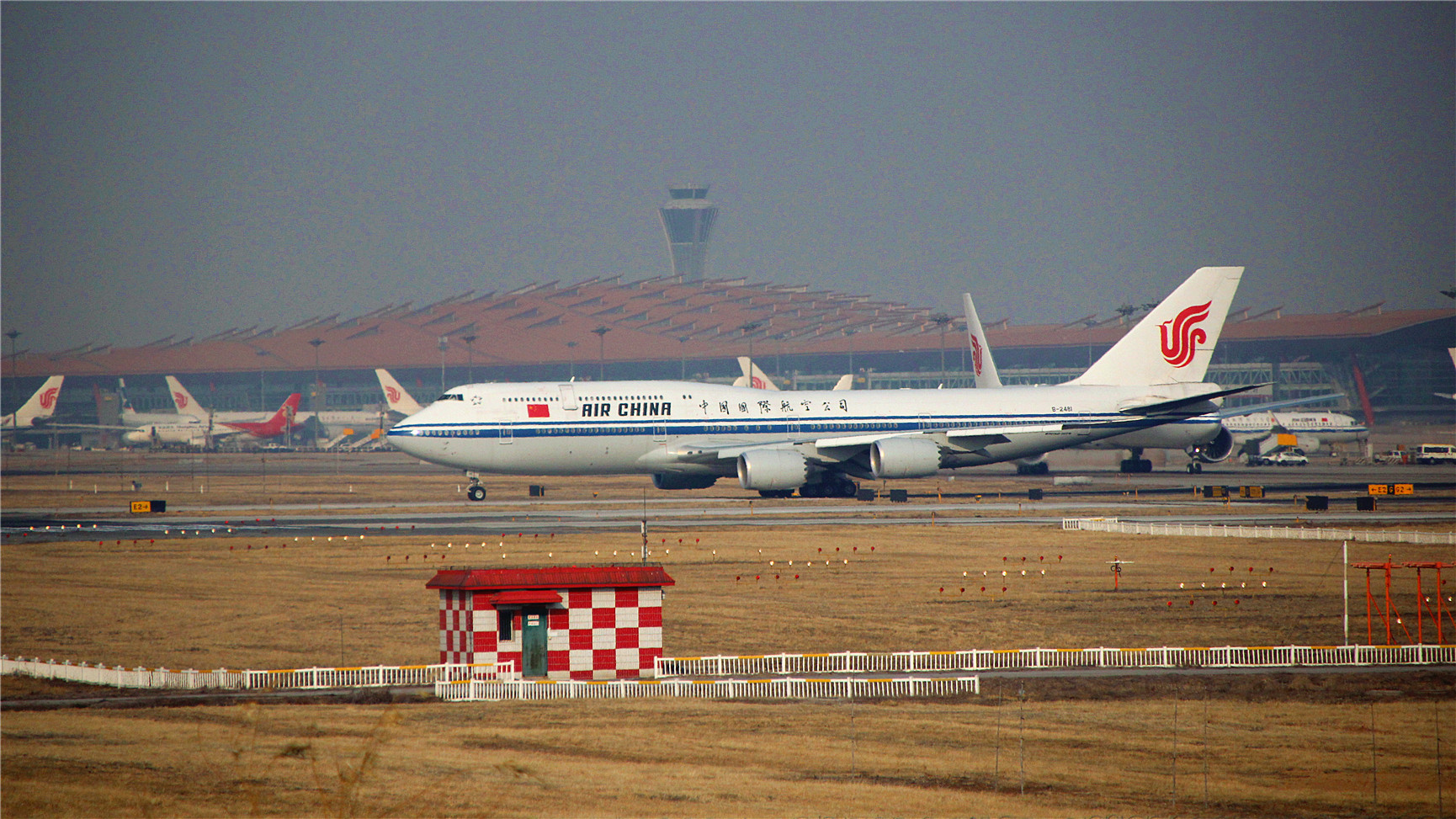μǡB-1421·ɻ+CZ3140龭ò+PEK̨Ļ