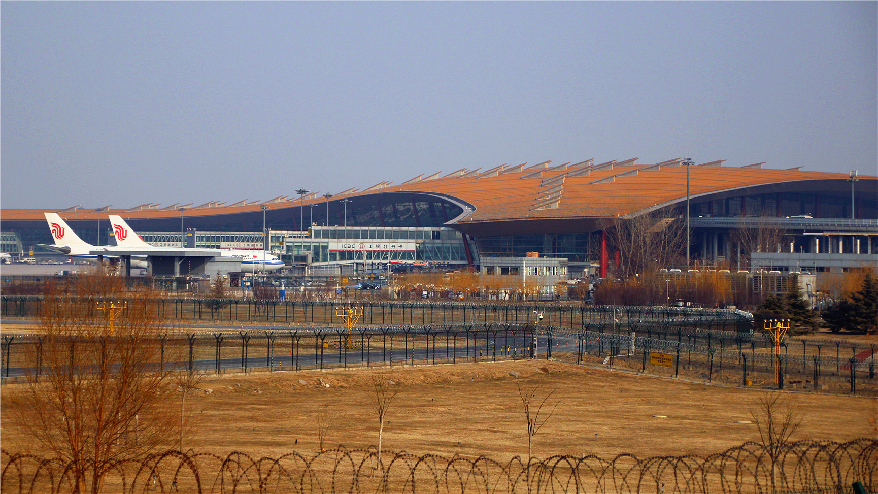 μǡB-1421·ɻ+CZ3140龭ò+PEK̨Ļ