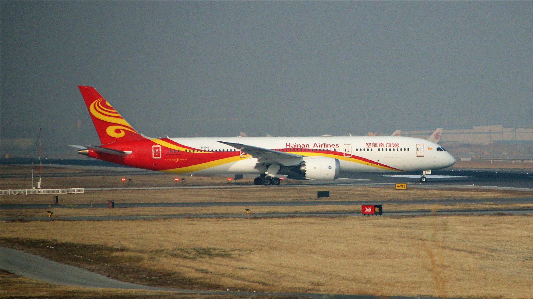 μǡB-1421·ɻ+CZ3140龭ò+PEK̨Ļ