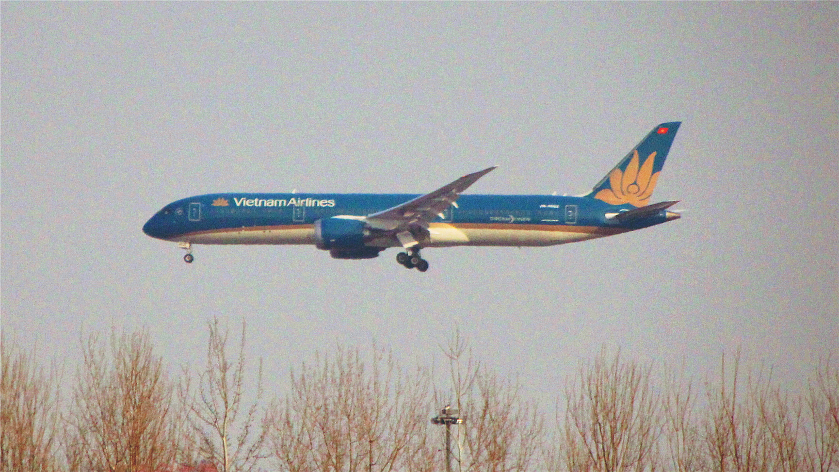 μǡB-1421·ɻ+CZ3140龭ò+PEK̨Ļ
