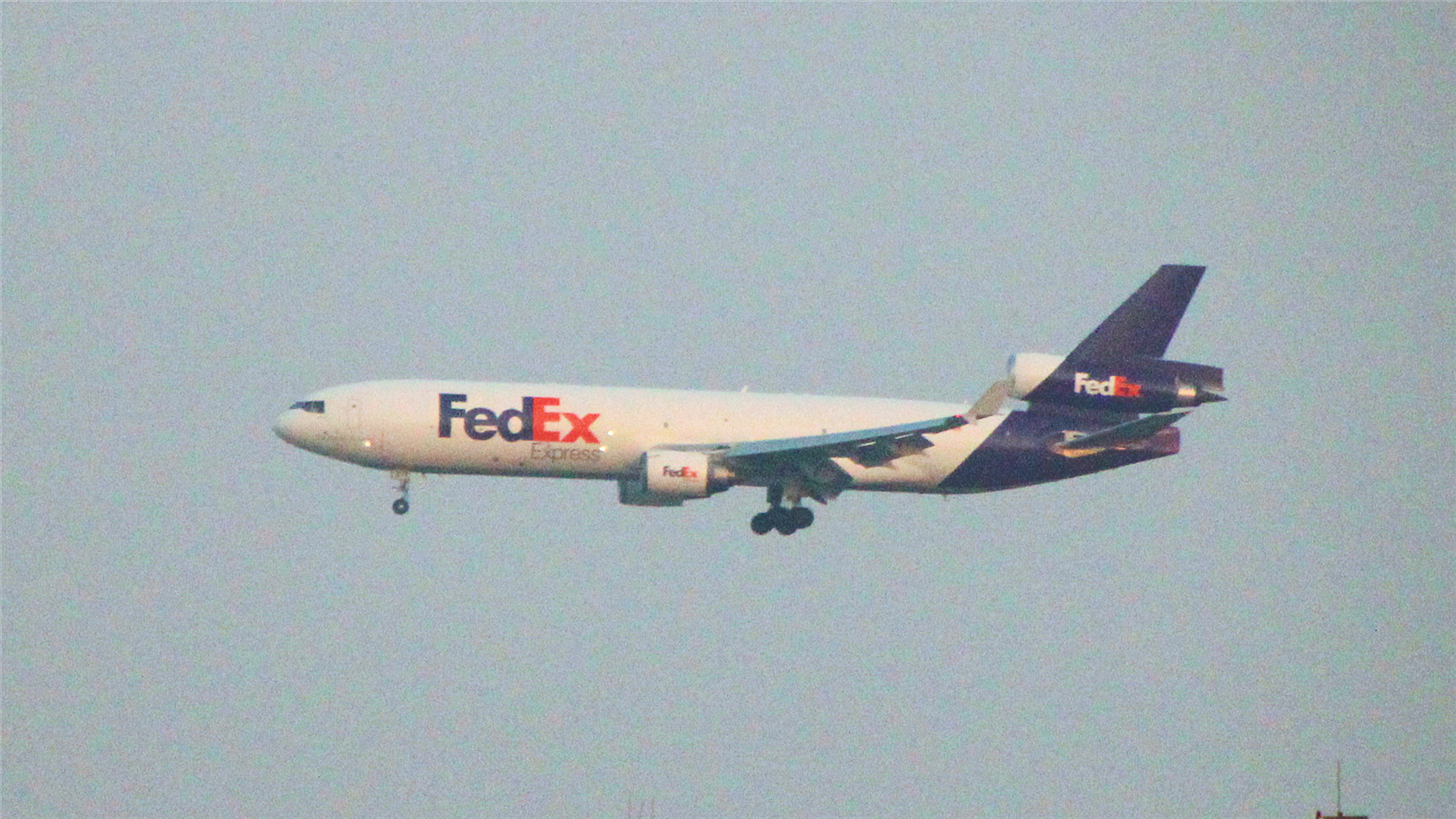 μǡB-1421·ɻ+CZ3140龭ò+PEK̨Ļ