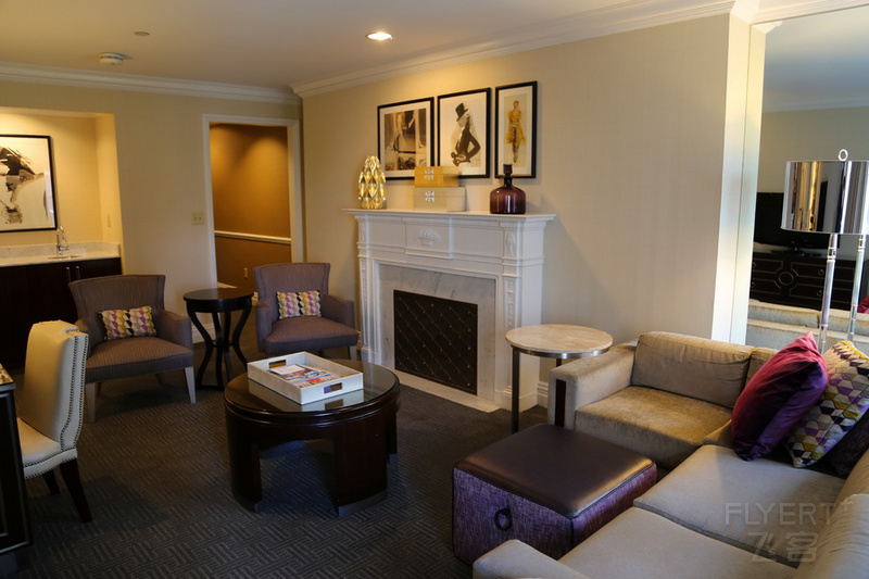 The Mayflower Hotel Autograph Collection Suite (9).JPG