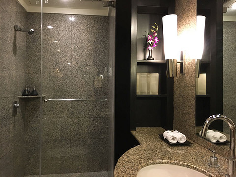 全球最平价悦榕庄Banyan Tree Bangkok