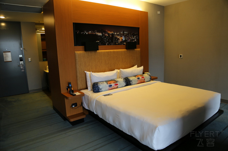 Panama City--Aloft Hotel Room (4).JPG