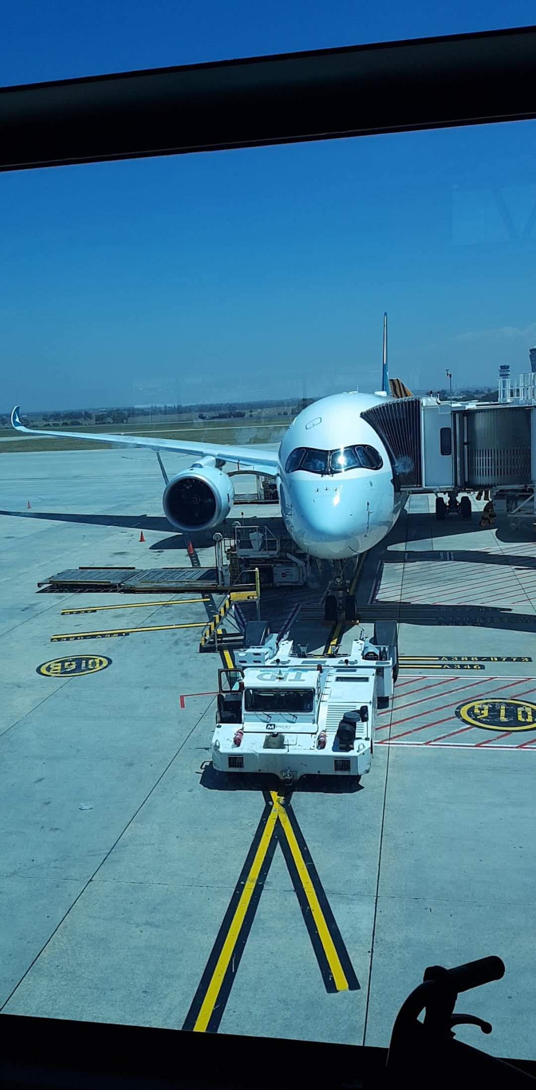 ̩  CX104  KA 798 MEL-HKG-WNZ biz