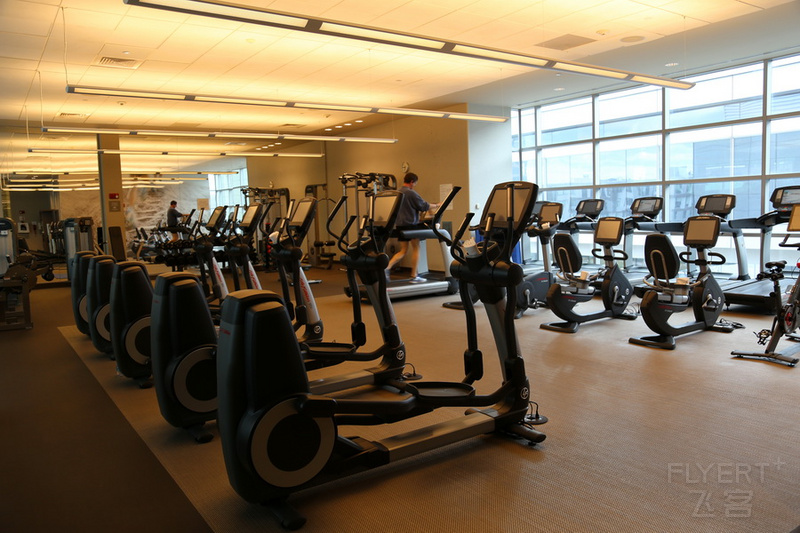 Massachusetts--The Westin Boston Waterfront Fittness Center Gym (1).JPG