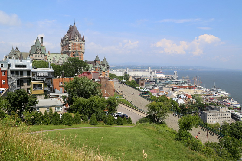 Quebec City--Old Town (52).JPG