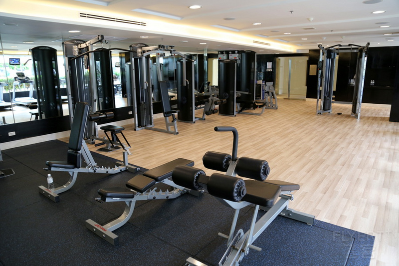 Bangkok--Courtyard by Marriott Bangkok Fitness Center Gym (2).JPG