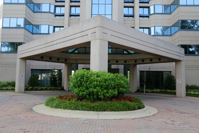 Washington Dulles Marriott Suites Exterior (3).JPG