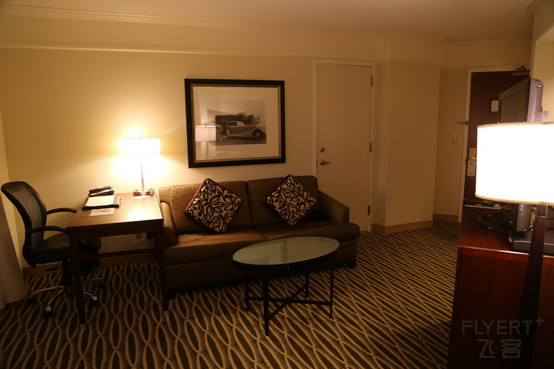 Washington Dulles Marriott Suites Guestroom (3).JPG