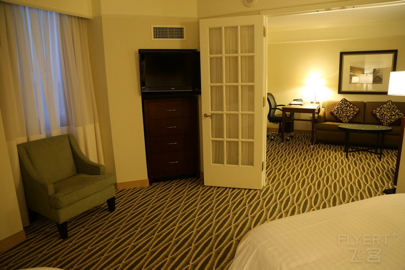 Washington Dulles Marriott Suites Guestroom (5).JPG