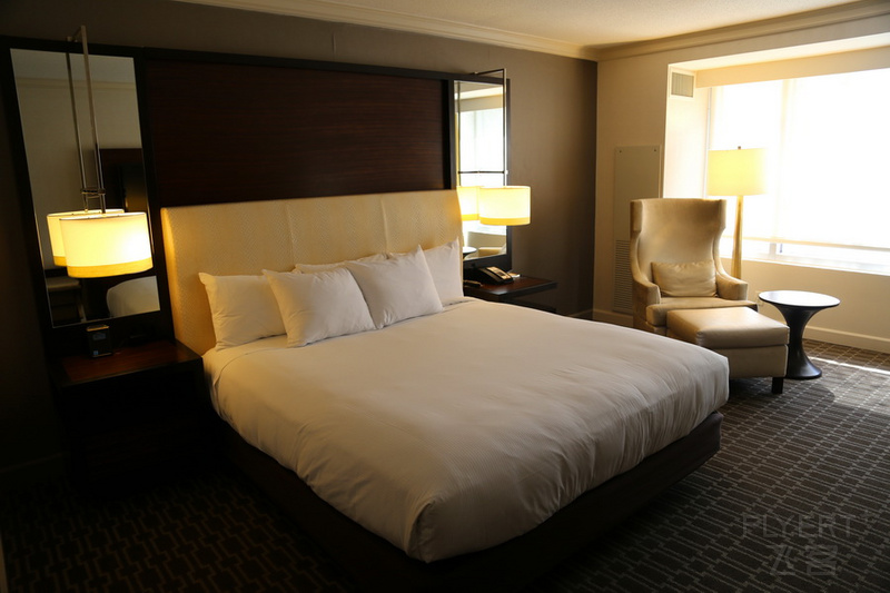 Washington DC--Hilton Mclean Tysons Corner Guestroom with One King Bed (5).JPG