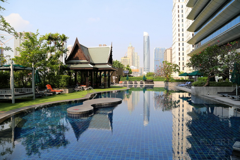 Bangkok--The Athenee Hotel a Luxury Collection Hotel Pool (6).JPG