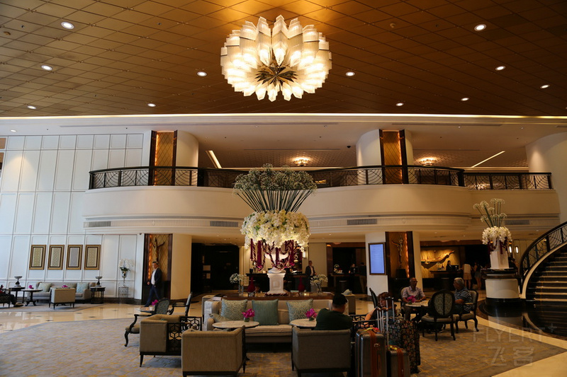Bangkok--The Athenee Hotel a Luxury Collection Hotel Lobby (7).JPG