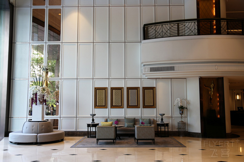 Bangkok--The Athenee Hotel a Luxury Collection Hotel Lobby (13).JPG