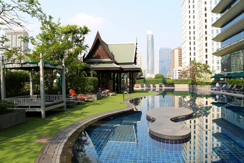 Bangkok--The Athenee Hotel a Luxury Collection Hotel Pool (9).JPG