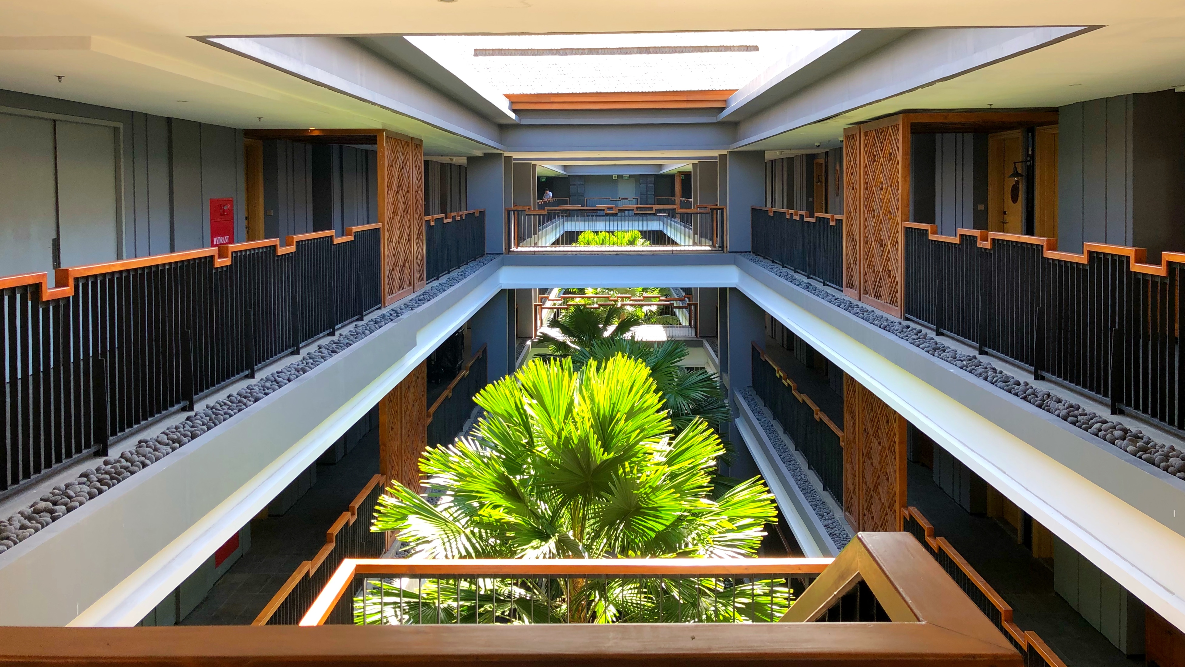 γ8 Hotel Indigo Bali Seminyak Beach