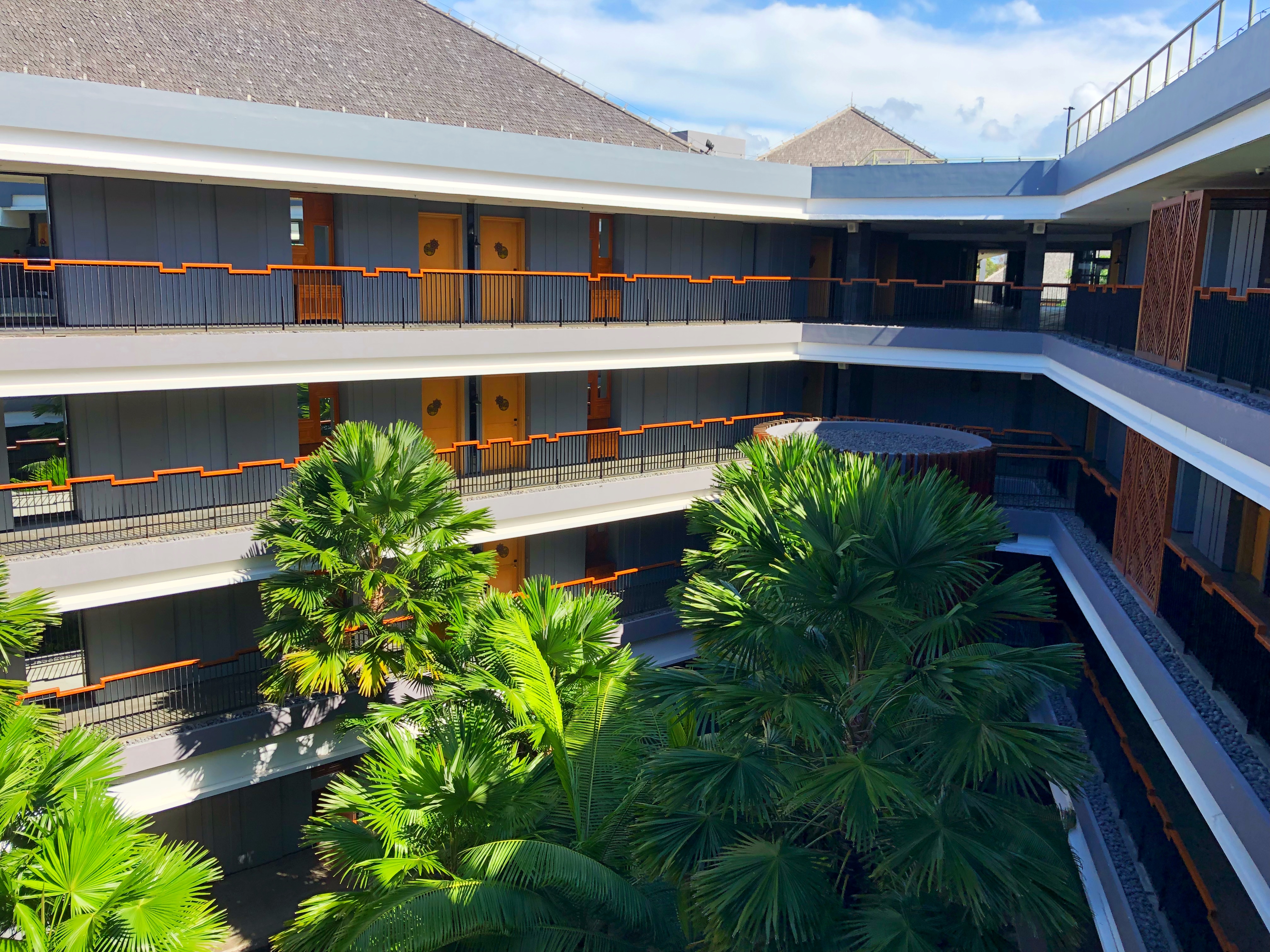 γ8 Hotel Indigo Bali Seminyak Beach