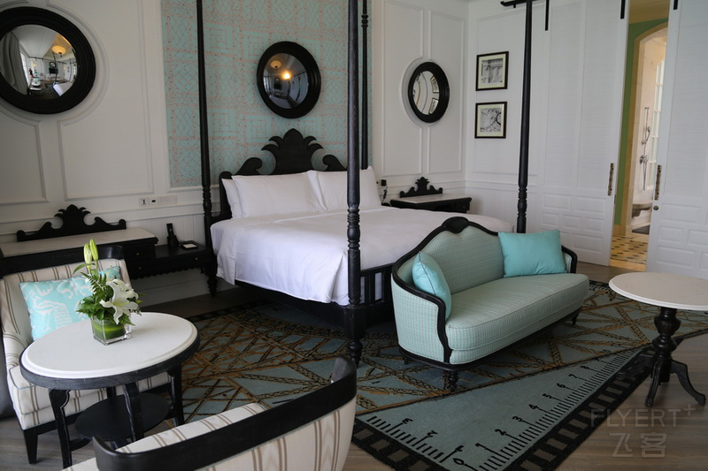 Phu Quoc Island--JW Marriott Phu Quoc Emerald Bay Resort Room Turquoise Suite (8).JPG