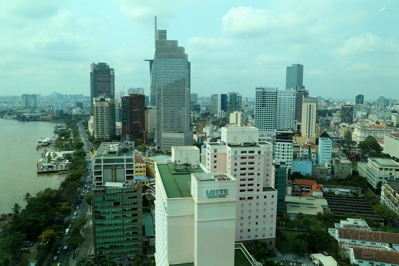 Saigon--Le Meridien Saigon Club Lounge View (2).JPG