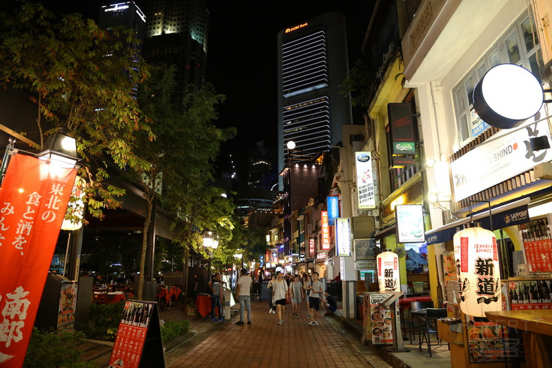 Singapore at Night (36).JPG