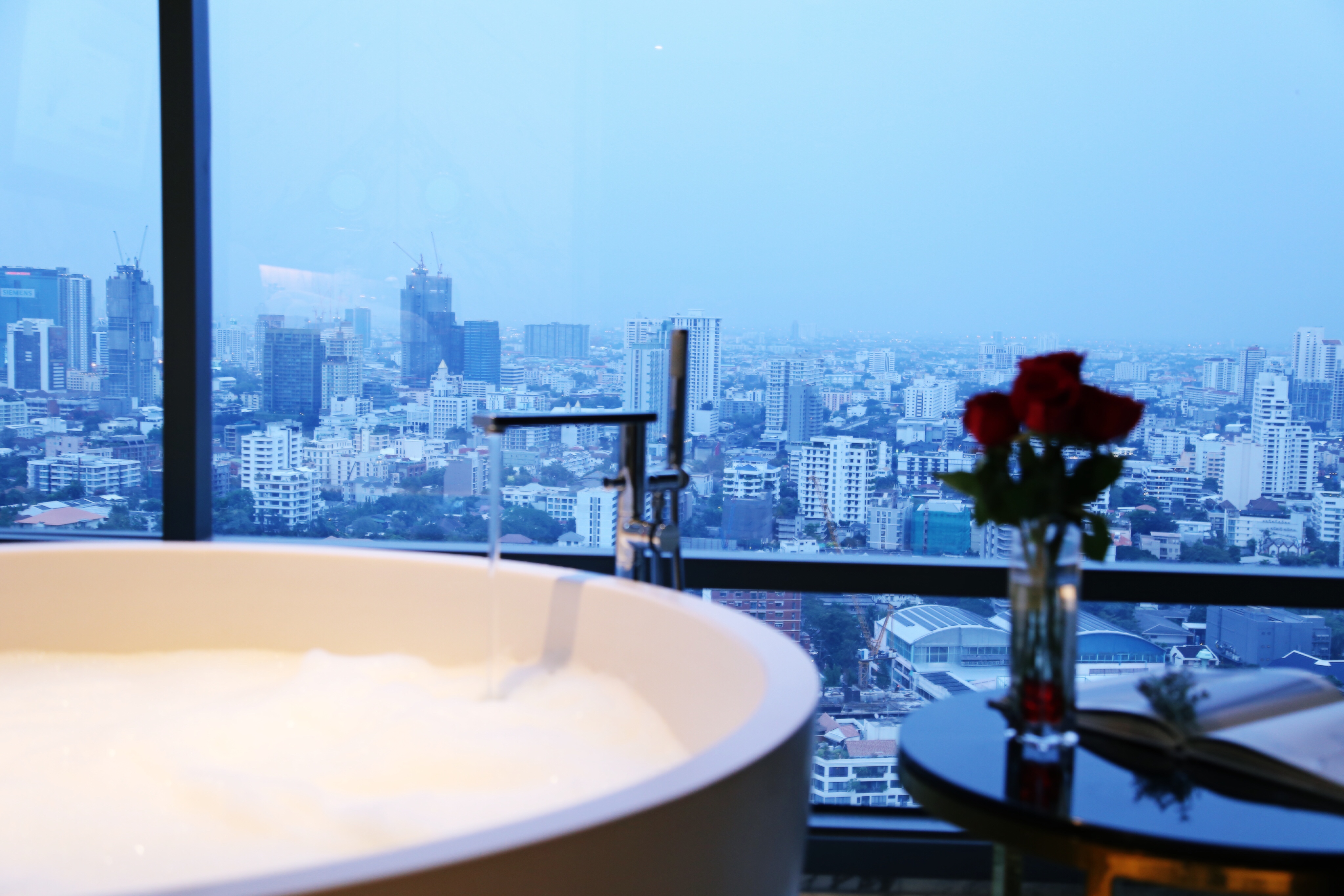 ׷SLH137 Pillars Suites & Residences Bangkok