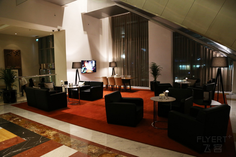 Doha--Marriott Marquis City Center Doha Hotel Lobby (6).JPG