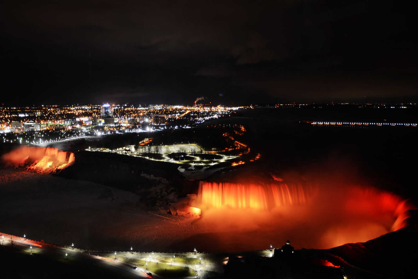 羰߶ -- Embassy Suites Niagara Falls Ǽٲʹ׷Ƶ