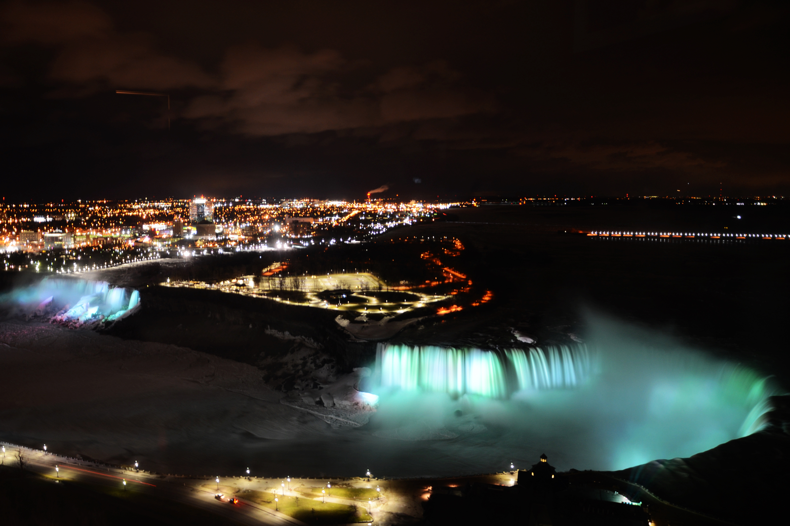 羰߶ -- Embassy Suites Niagara Falls Ǽٲʹ׷Ƶ