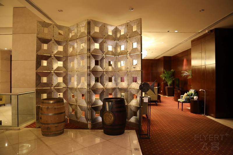 Mendoza--Sheraton Mendoza Hotel Lobby (9).JPG