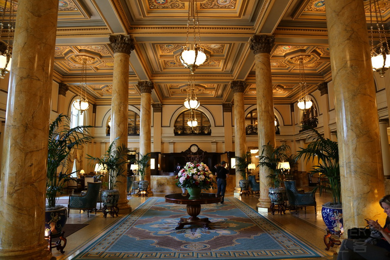 Washington DC--Willard InterContinental Washington DC Lobby (2).JPG