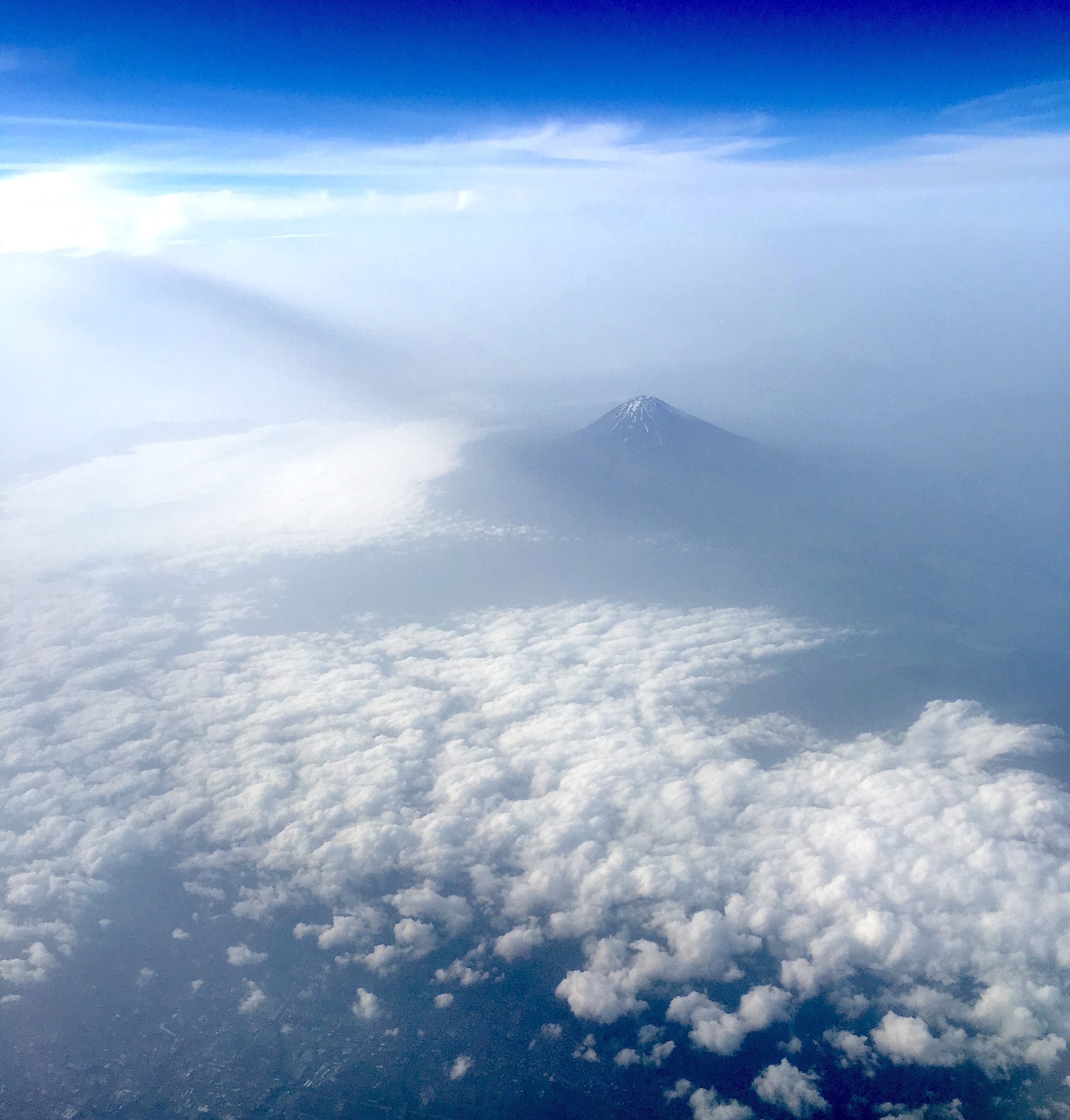̩ CX549 HND-HKG ͷȲ & KA810  HKG-NKG գThe Deck