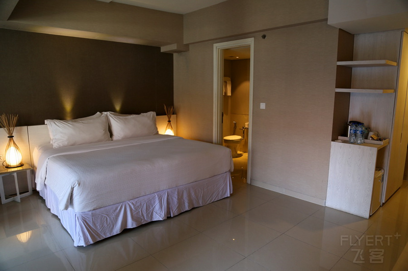 Four Points by Sheraton Kuta Suite (1).JPG