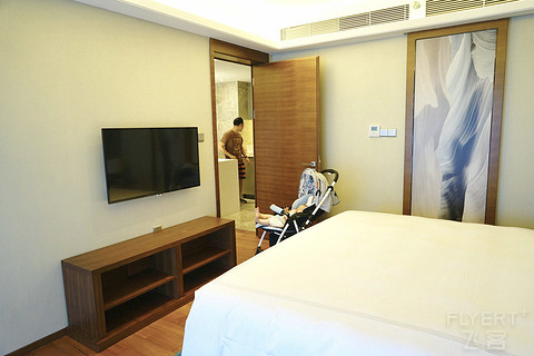 带着6个月小家伙  入住深圳辉盛阁公寓酒店