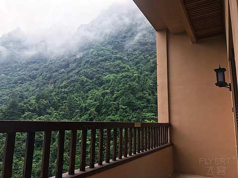 它是''三清山还是希尔顿还是农家乐？''——三清山希尔顿云溪楼套房&登山实拍