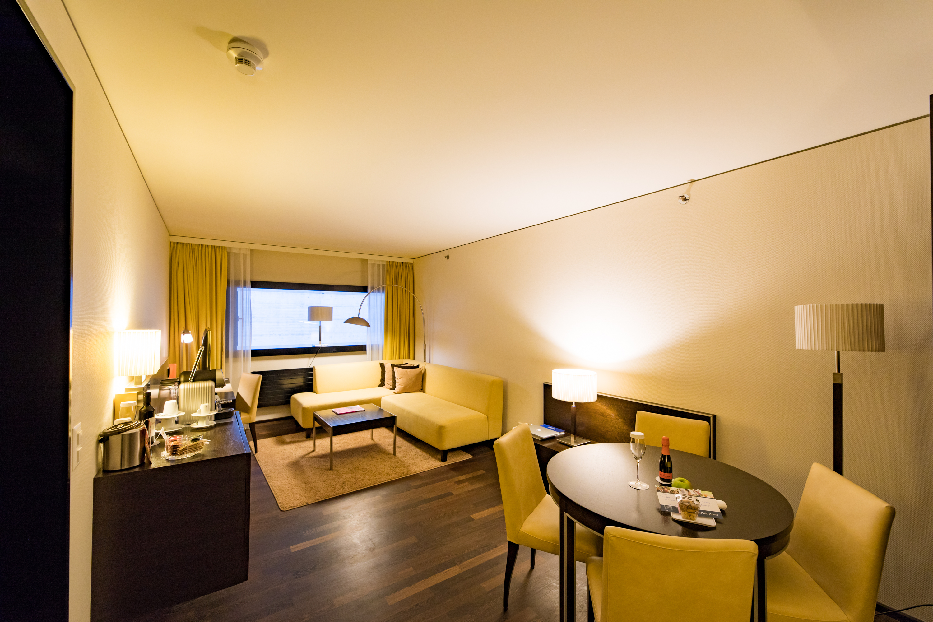 ֮ϲFour Points by Sheraton Zurich Sihlcity гǸϲ׷