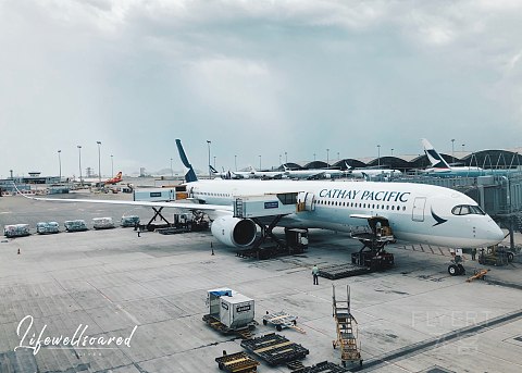 【国泰351商业首航·飞客的自嗨】7月1日CX474 HKG-TPE全记录（附7月The Pier头等餐食）