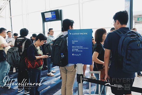【国泰351商业首航·飞客的自嗨】7月1日CX474 HKG-TPE全记录（附7月The Pier头等餐食）